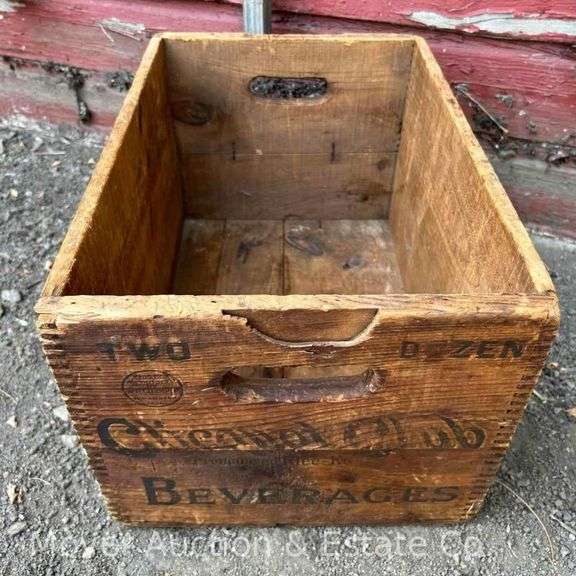 Clicquot Club Wood Advertising Crate, 19"x13"x11"h