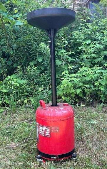 5 Gallon Portable Oil Drain Dolly image