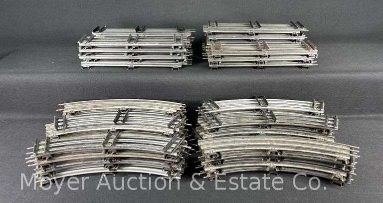 70 Pieces of O Gauge Track image