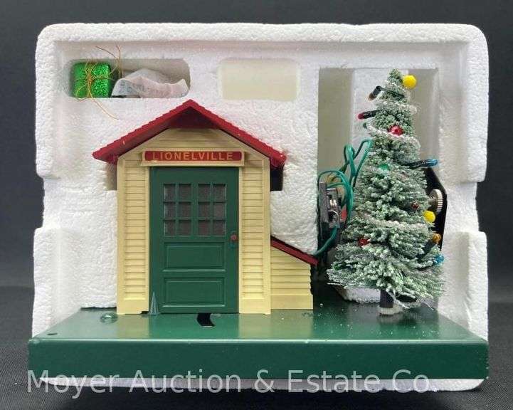 Lionel No. 34164 Nutcracker Auto Gateman, with Original Box image