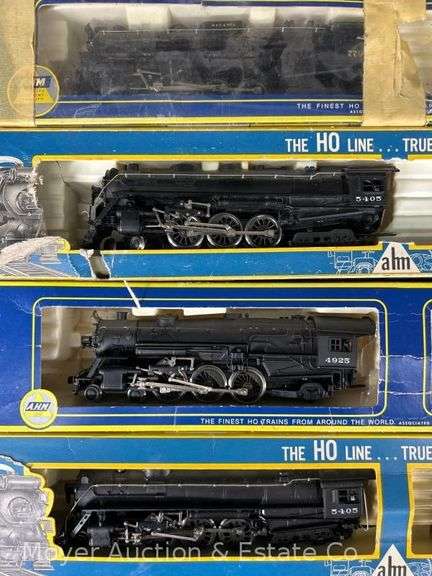 (4) AHM HO Scale Steam Locomotives and Tenders, with Boxes