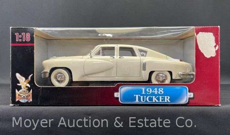 Road Signatures 1948 Tucker 1:18 Scale Die-Cast Model image