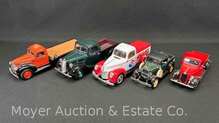 (5) Die-Cast Model Trucks, 5"-8" Long