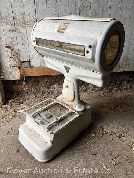 Barnes Produce Scale, Broken Scale Bed, HEAVY, Must Bring Help to Load/Remove image