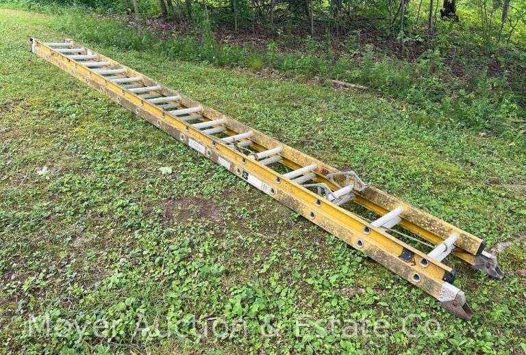 Extension Ladder, 16' Sections image