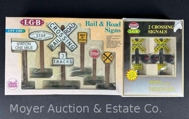 LGB G Scale Road Signs and Crossing Signals image