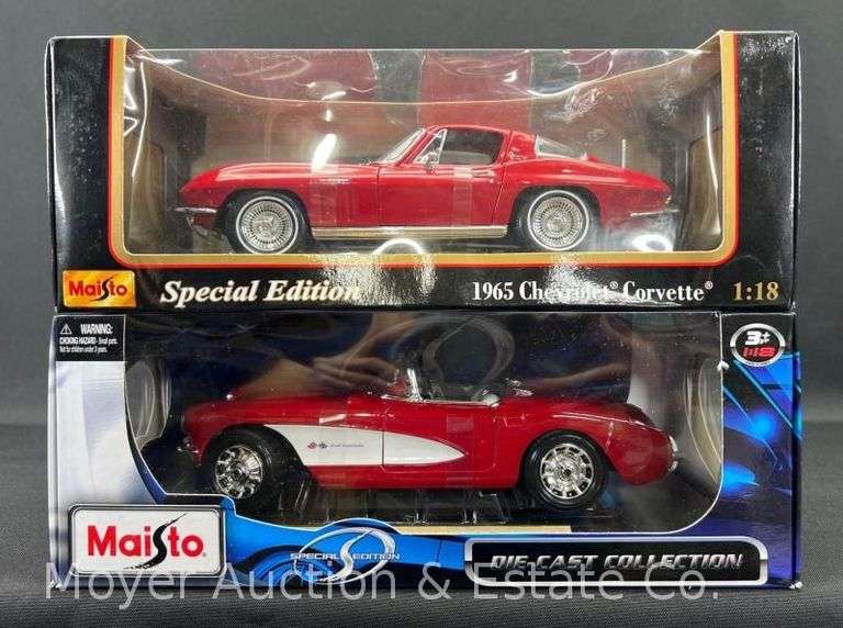 (2) Maisto 1957 and 1965 Chevrolet Corvette 1:18 Scale Die-Cast Models image