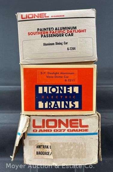 (3) Asst. Lionel Passenger Cars, No. 7204, 7211 and 8871, with Boxes