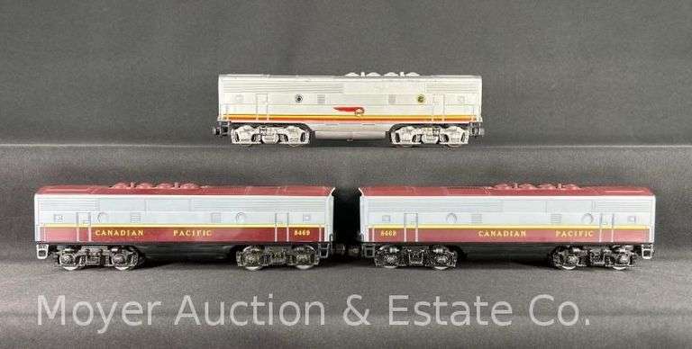 (3) Lionel "B" Units, Santa Fe and (2) Canadian Pacific