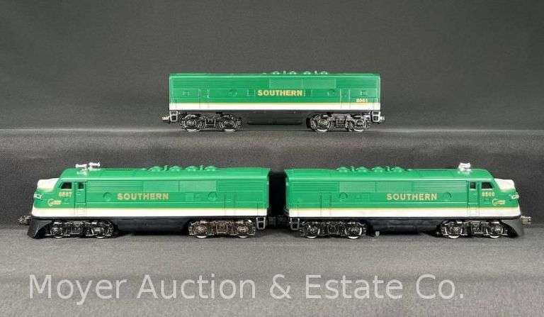 Lionel Southern F3 ABA Diesel Locomotive Set, No. 8566, 8567 and 8661, with Original Boxes image