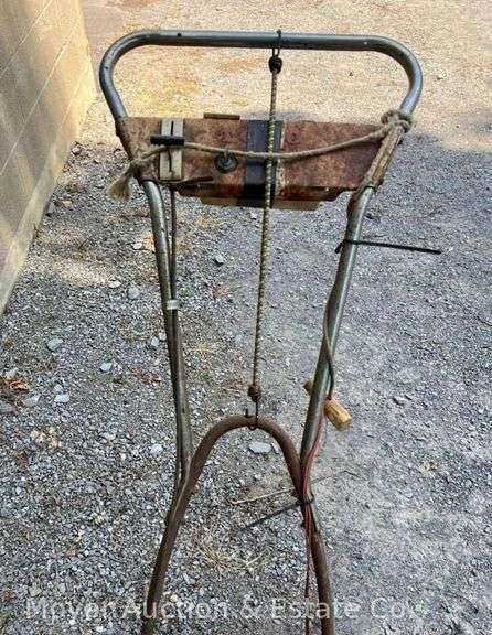 Vintage Toro '19' Push Lawn Mower, Electric Start, Engine Complete and Turns Over, 1960's Era