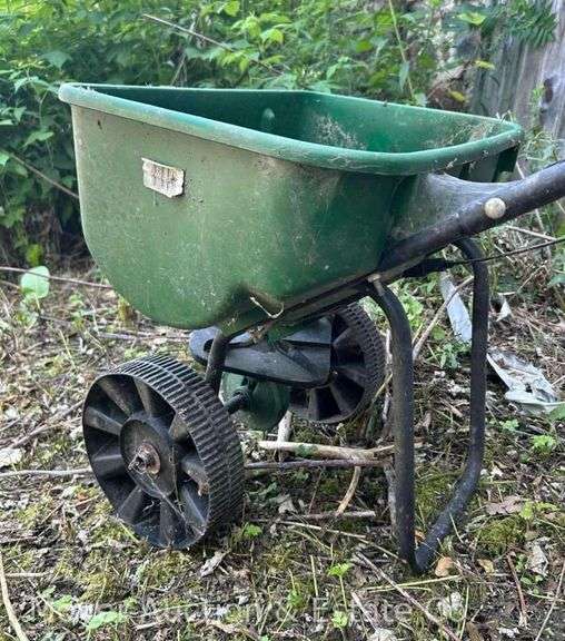 Scotts 2000 Garden Spreader