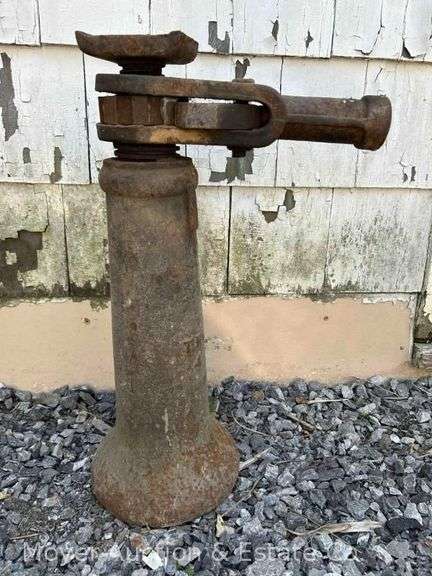 Large Screw Jack, Ratcheting Handle, 23"h image