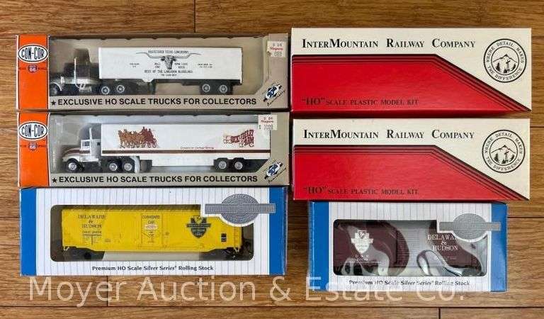 (4) Asst. HO Scale Freight Cars with (2) ConCor Semi Trucks, in Original Boxes image