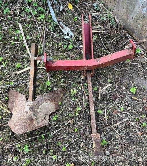 Farm & Country 3pt. Subsoiler with Ditching Attachment image