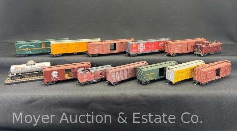 (13) Asst. HO Scale Freight Cars image