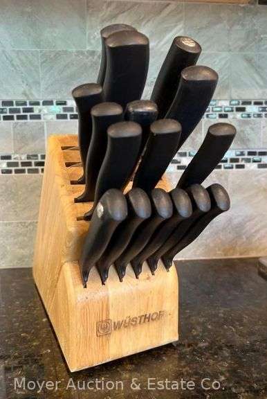 (16) Piece Wüsthof Knife Set with Knife Block image
