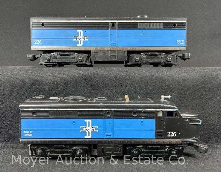 Lionel No. 226 Boston & Maine AB Diesel Locomotive Set image