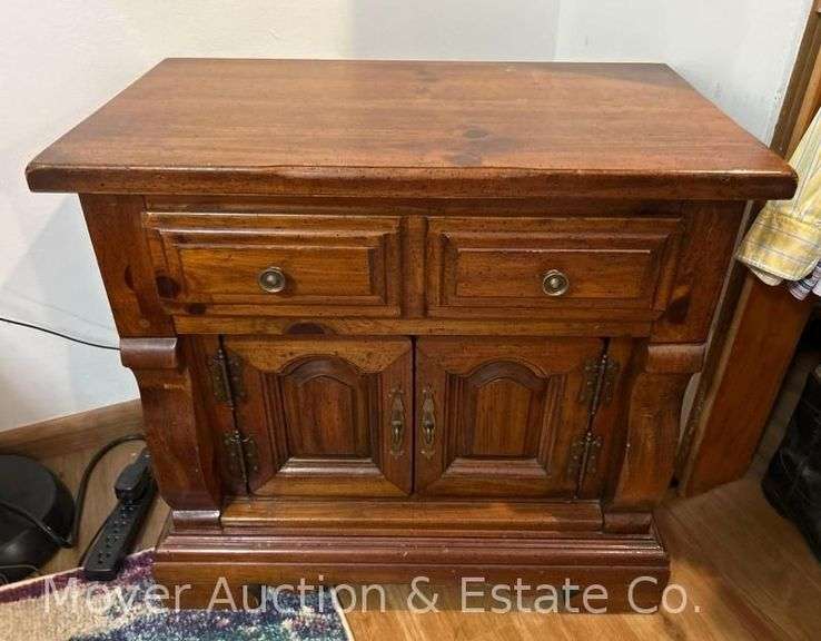 Pine Night Stand, drawer over dbl. doors, 28"x16"x27"h image