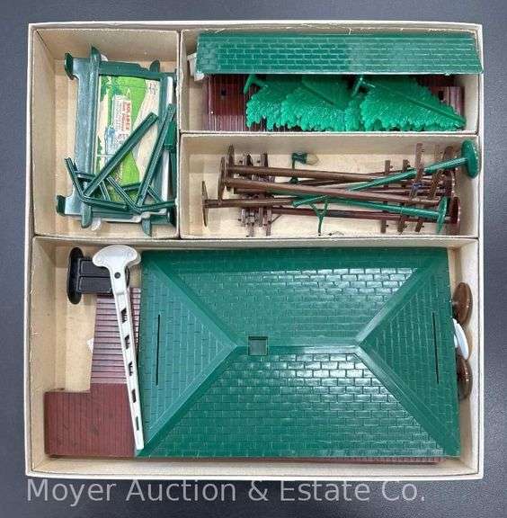 Plasticville Train Accessories Unit TA-2, in Original Box