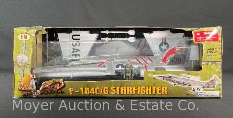 21st Century Toys F-104C/G Starfighter 1:18 Scale Plastic Airplane Model, with Original Box image