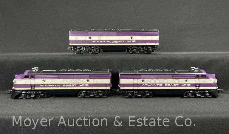 Lionel No. 11903 Atlantic Coast Line F3 ABA Diesel Locomotive Set, with Original Boxes image