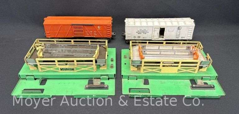Lionel No. 3472 Operating Milk Car and No. 3656 Operating Cattle Car