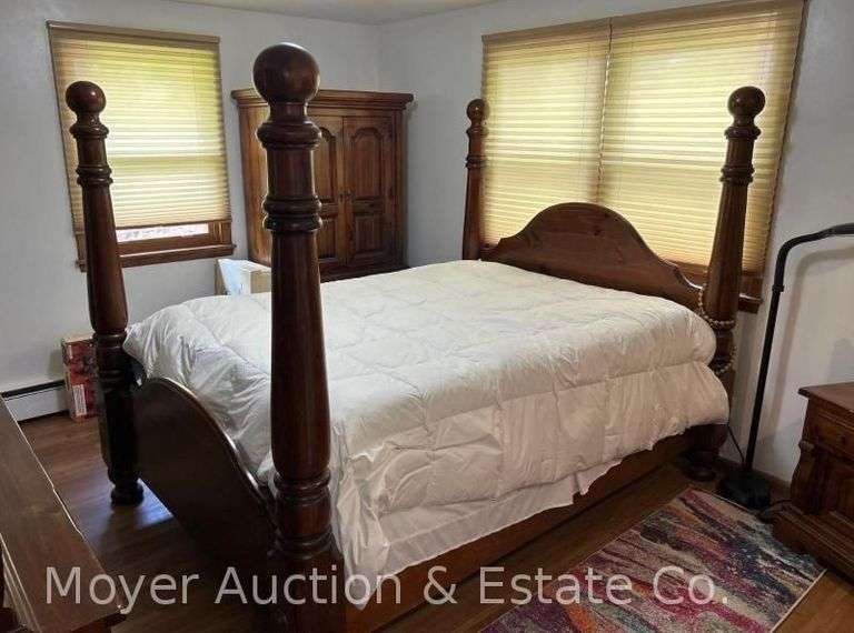Queen Four Poster Pine Bed with Mattress and Boxspring image