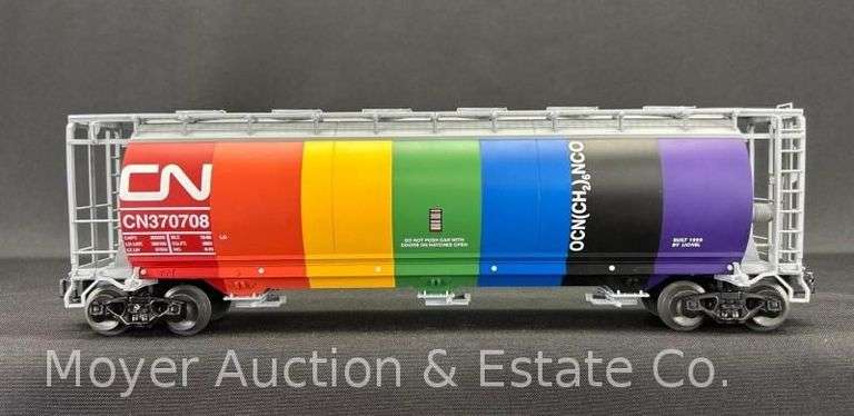 Lionel Canadian National 3-Bay Cylindrical Hopper Car, No. 19345, with Original Box image