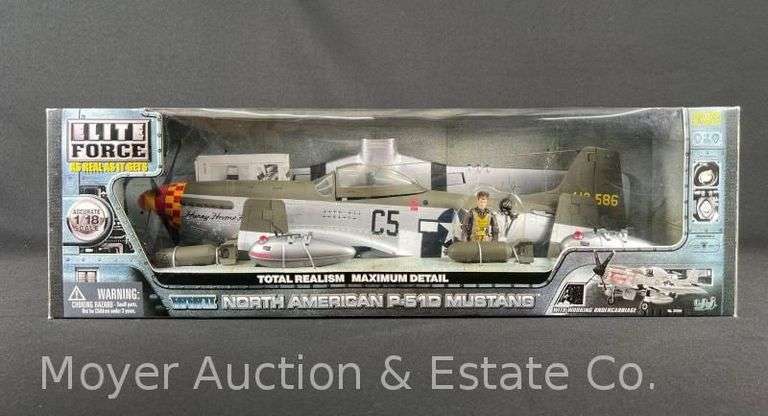 Elite Forces WWII North American P-51D Mustang, 1:18 Scale Plastic Airplane Model, with Original Box image