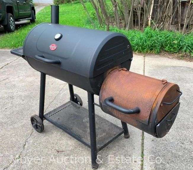 Char-Griller Smoker Grill