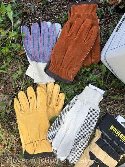 Group of Work Gloves, Most Appear New