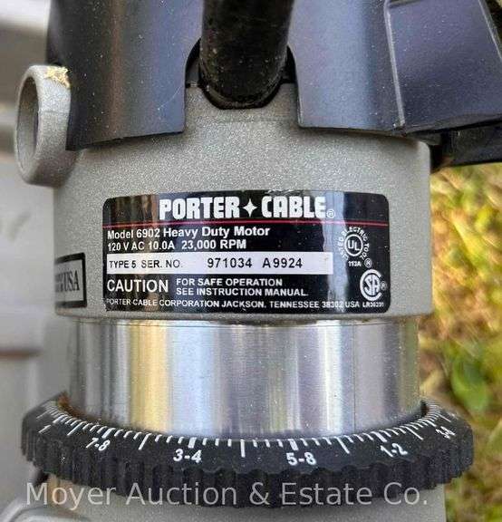 Porter Cable Router with Base, Accessories, and Case