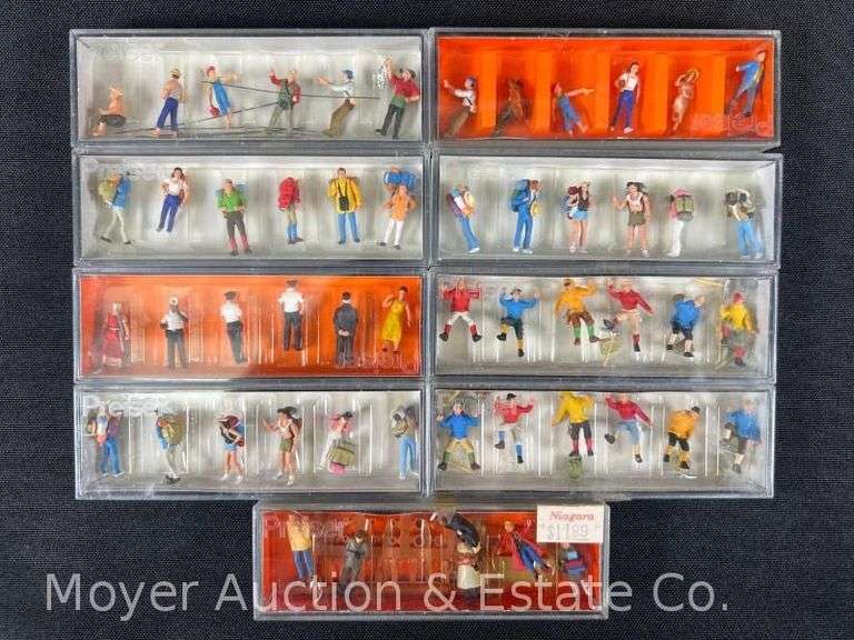 (9) HO Scale People Sets image