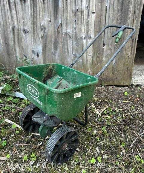 Scotts 2000 Garden Spreader image