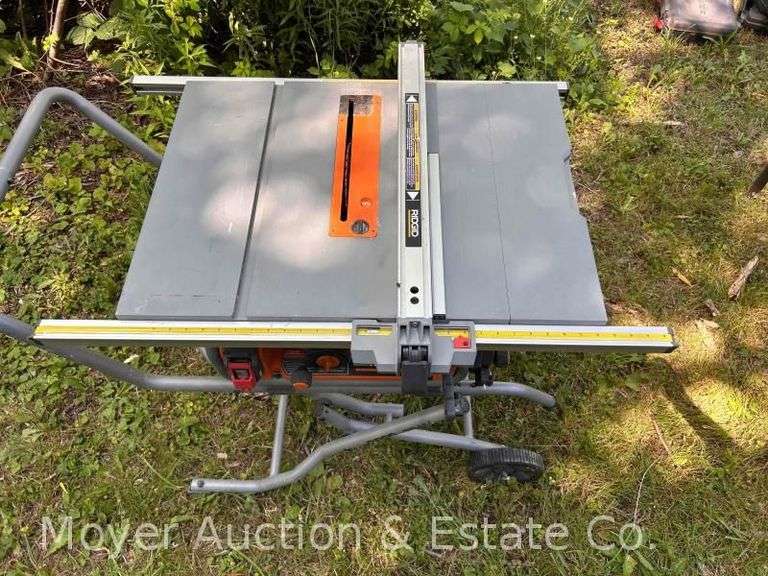Rigid 10” Table Saw with Folding Stand