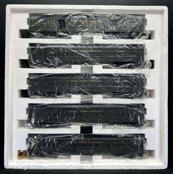 MTH New York Central Scale Maddison Passenger Car Set, No. 4019, with Original Box