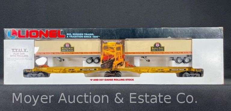 Lionel T.T.U.X Flat Car with Trailers, No. 16345, with Original Box image