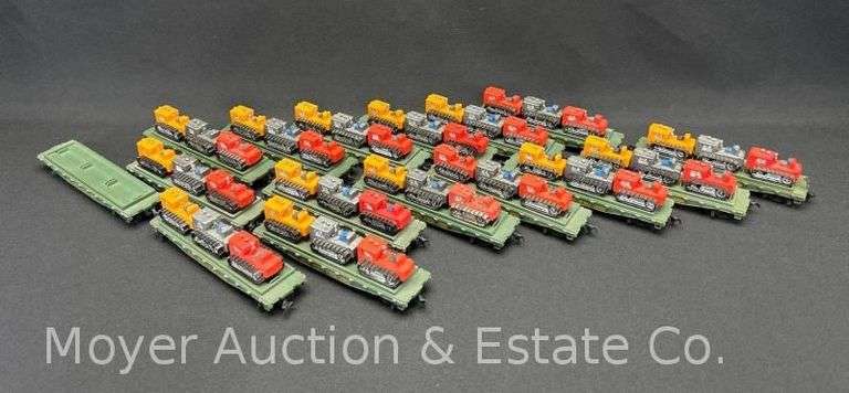 (15) Mantua HO Scale Flat Cars, with Tractors image