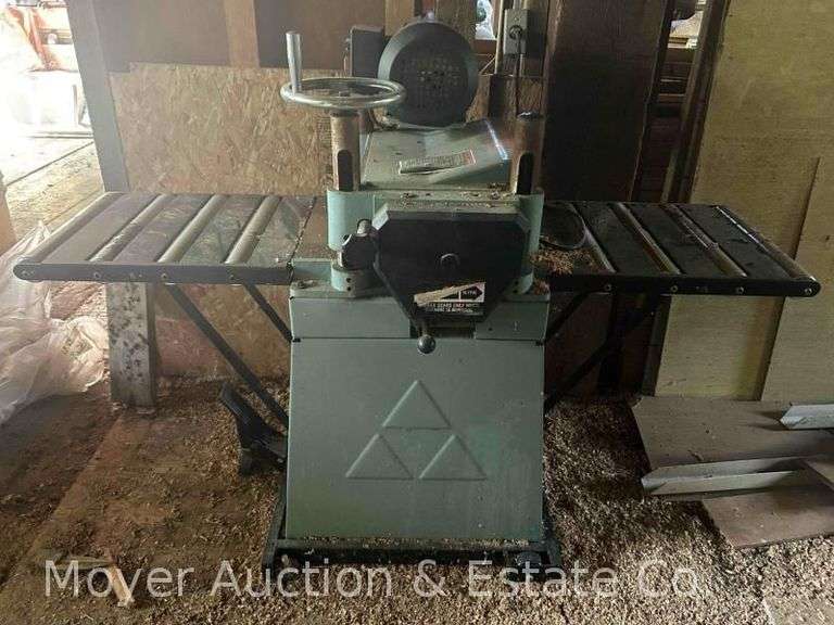 Delta DC-380 Thickness Planer, 3hp Motor, 14”w Feed, with Base and Roller Extensions image