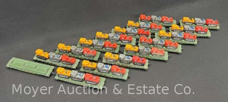 (15) Mantua HO Scale Flat Cars, with Tractors