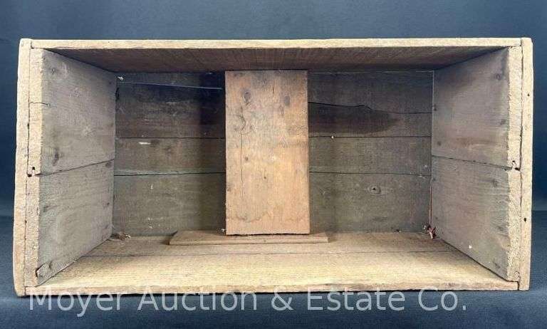 Standard Railway Fusee Corp. Wood Crate, 20.5"x10"x8"