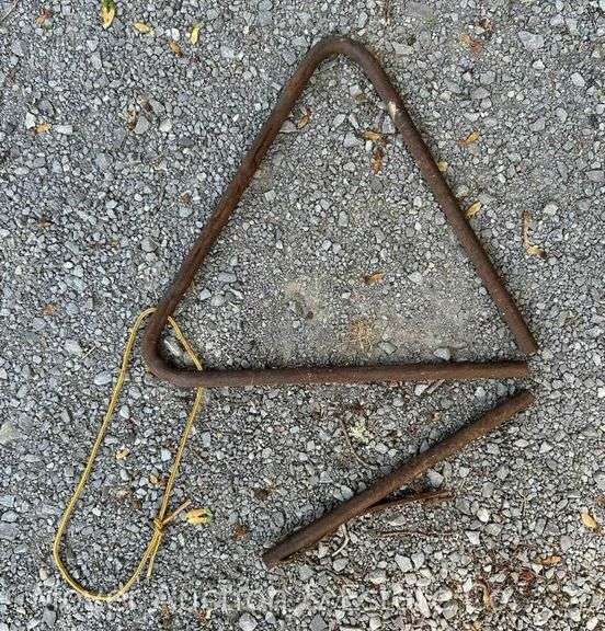 Chuck Wagon Triangle, 15”h image