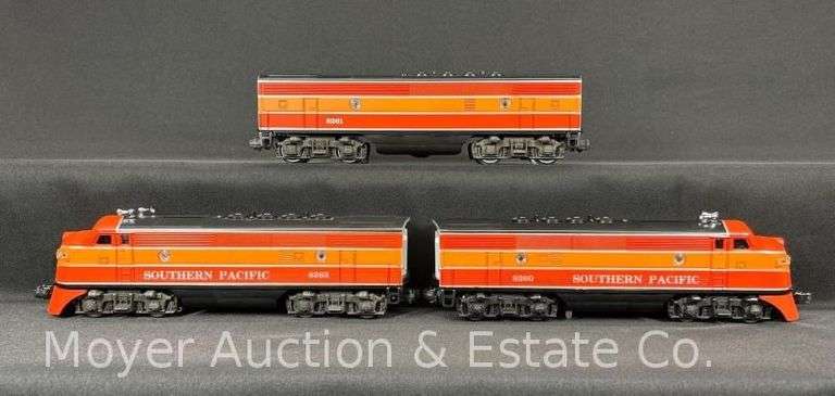 Lionel No. 8260, 8261 and 8262 Southern Pacific F-3 ABA Diesel Locomotive Set, with Original Boxes image