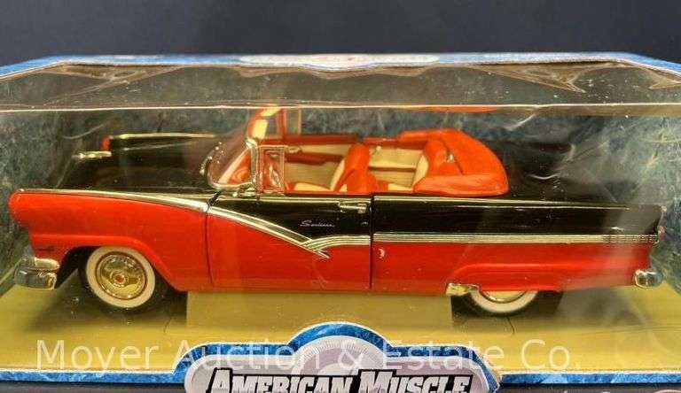 American Muscle 1956 Sunliner 1:18 Scale Die-Cast Model