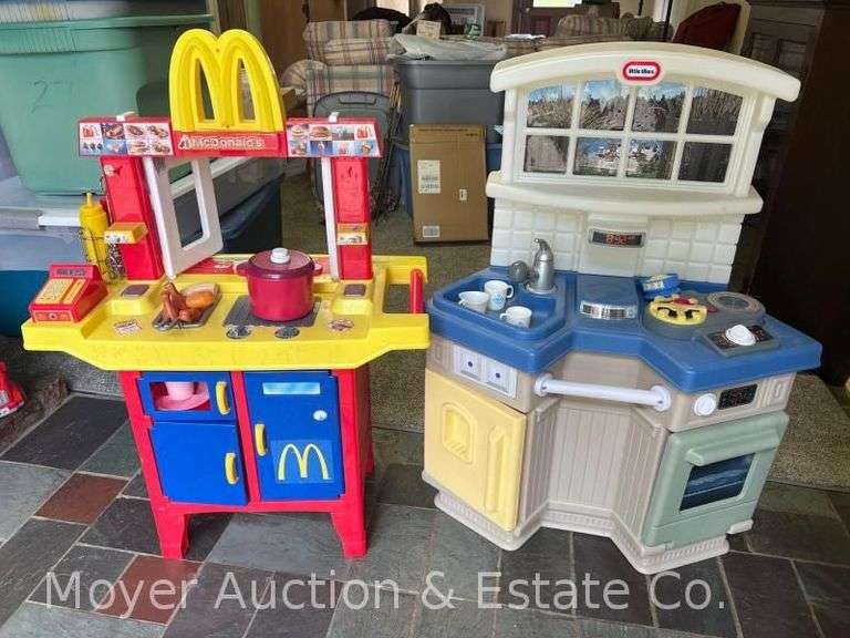 Play Kitchen and McDonalds image