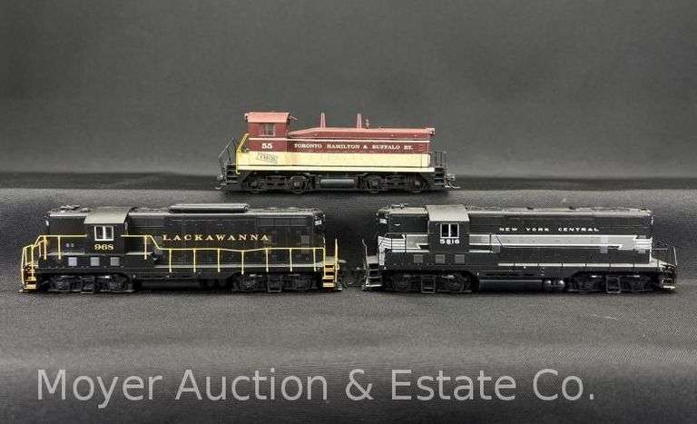 (4) Life-Like HO Scale Diesel Locomotives, One with Box