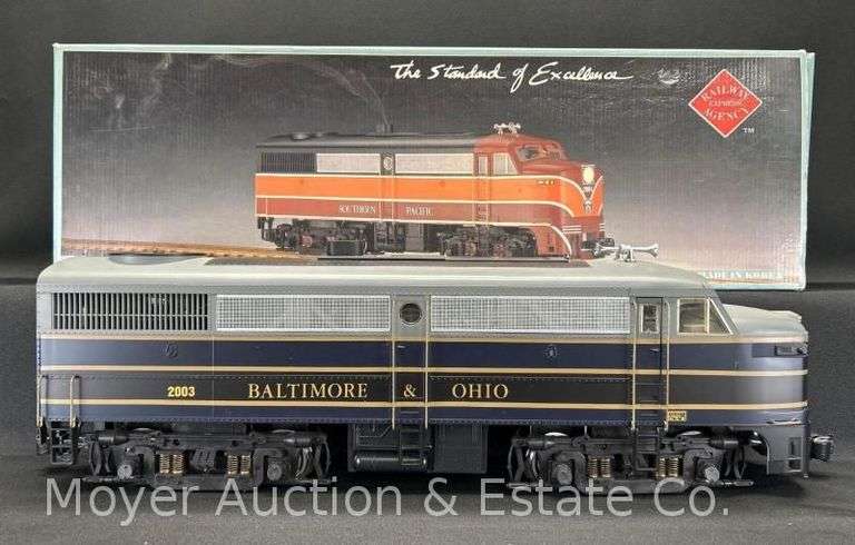 Aristo Craft Railway Express Agency G Scale Baltimore & Ohio Diesel Locomotive, No. 22003 image