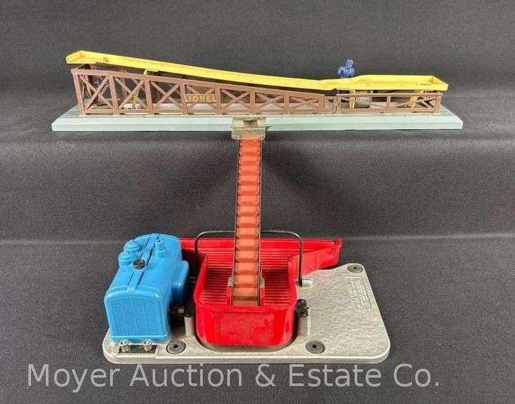(2) Lionel No. 464 Operating Sawmills image