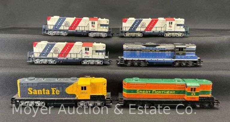(5) HO Scale Diesel Locomotives, with One Dummy image